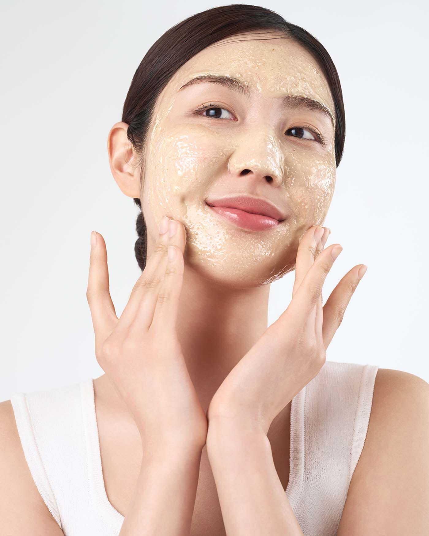 Oat-in Gentle Exfoliating Face Cleanser