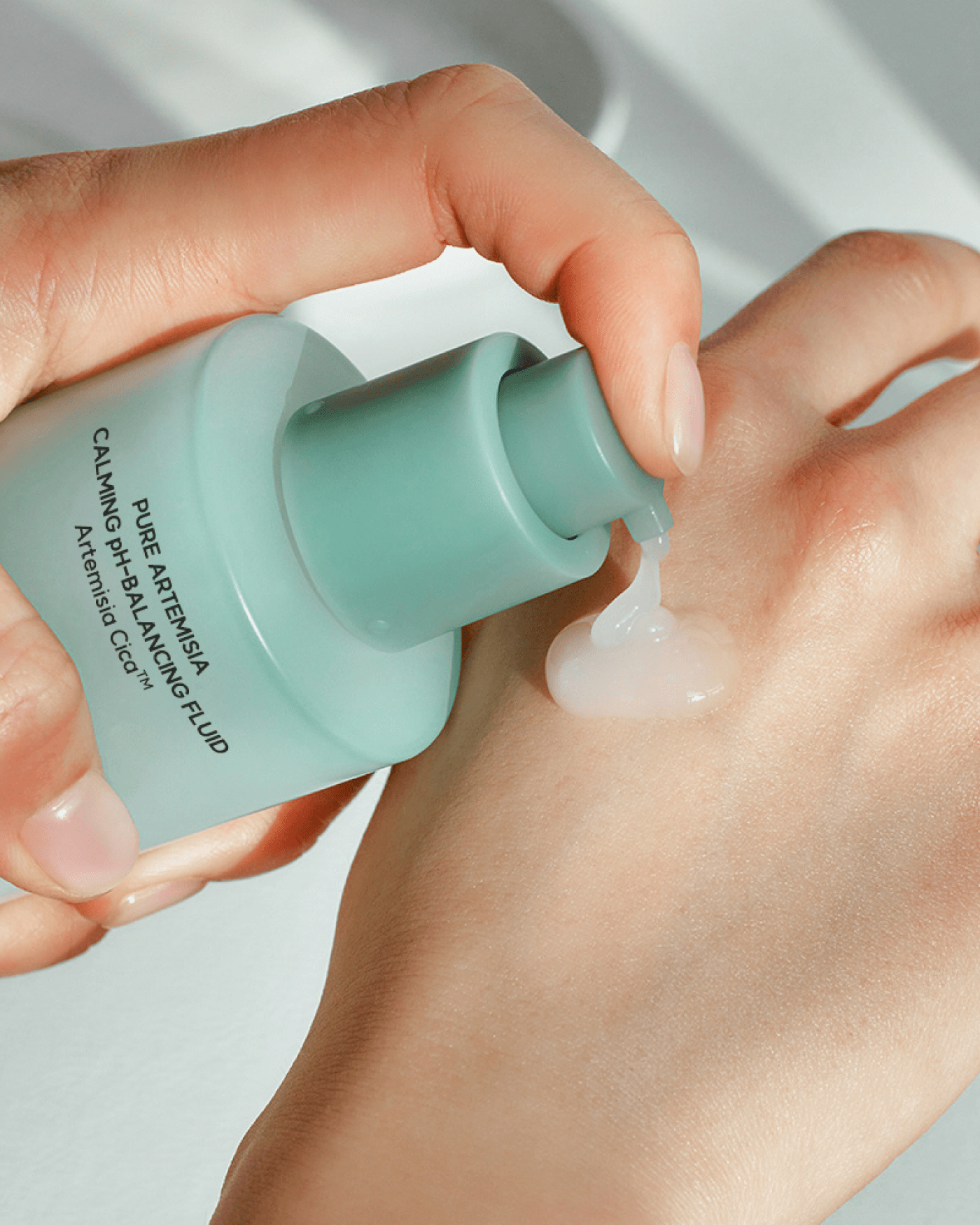 Pure Artemisia Calming pH Balancing Fluid