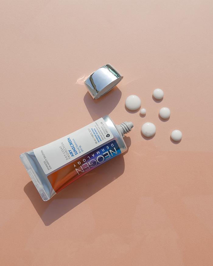 Day-Light Protection Airy Sunscreen